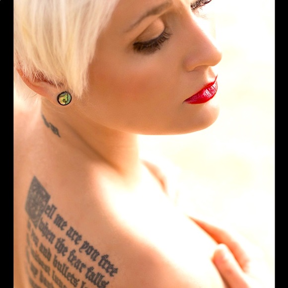 Meet your Posher, Alley - Picture 1 of 1